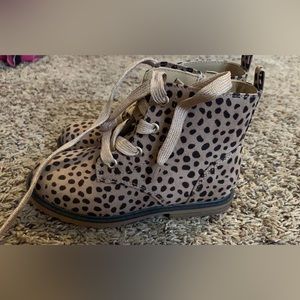 Cat&Jack size 12 like new